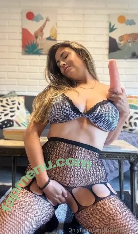 luciemomma nude photo #0120 (luciemommma)
