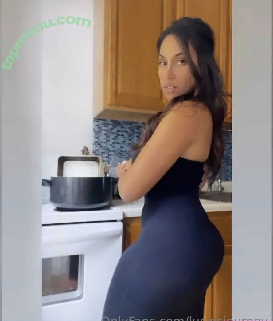 Luciesjourney nude photo #0017 (Luciesjourney_)