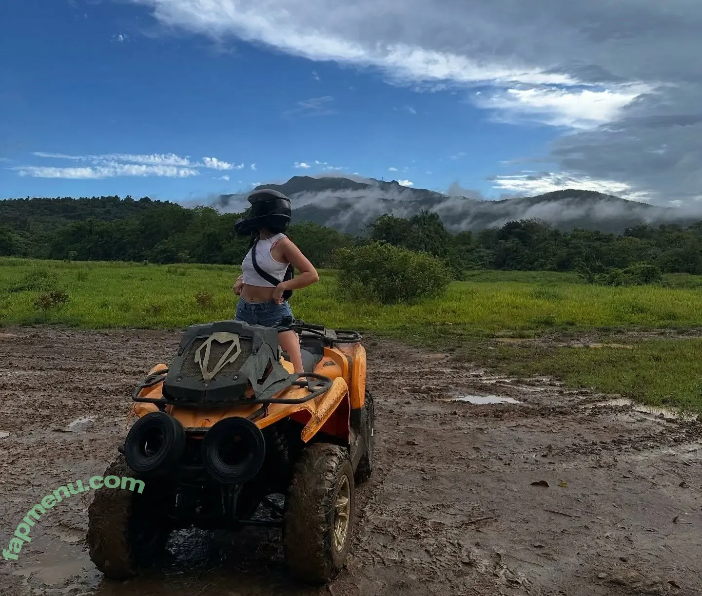 Lucila Erickson nude photo #0111 (lucilaerickson_)