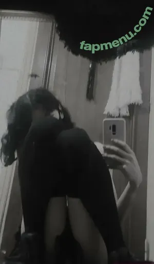  nude photo #0001