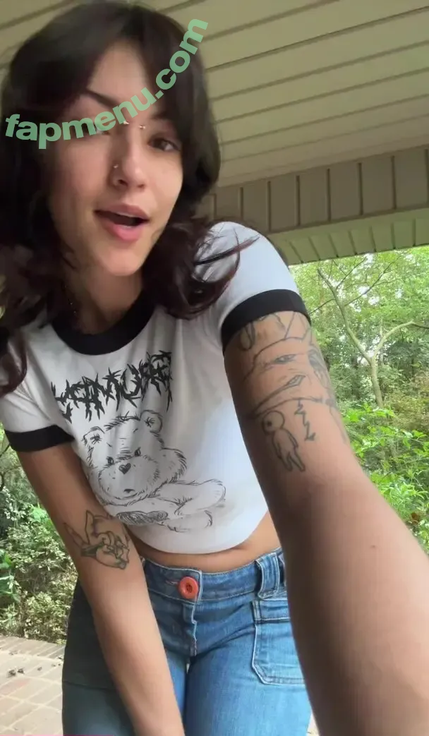 Lucky Ollie nude photo #0036 (luckyolliee)