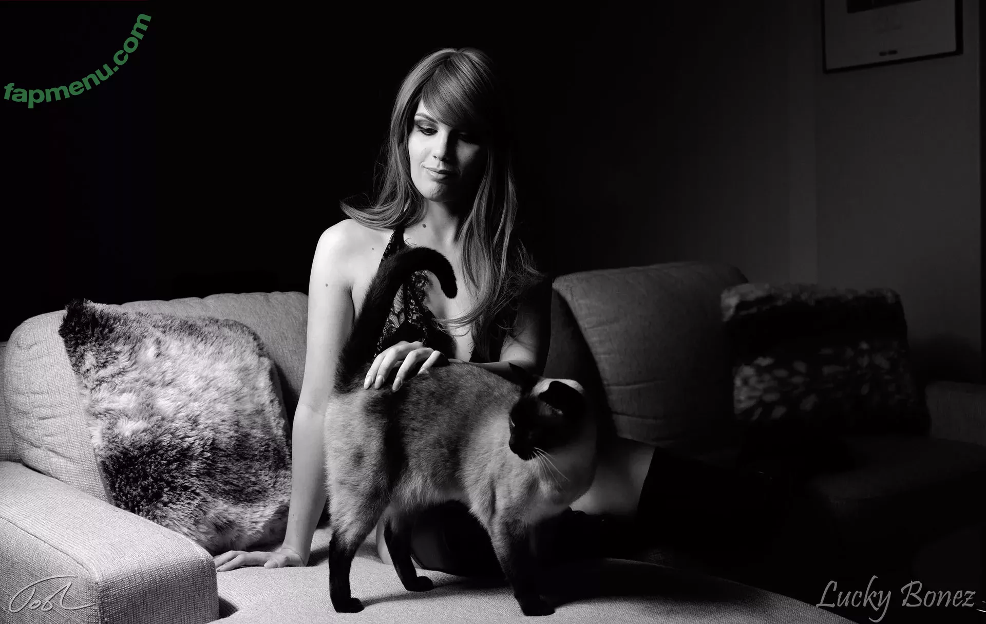 LuckyBonez nude photo #0958 (lucky_bonez)