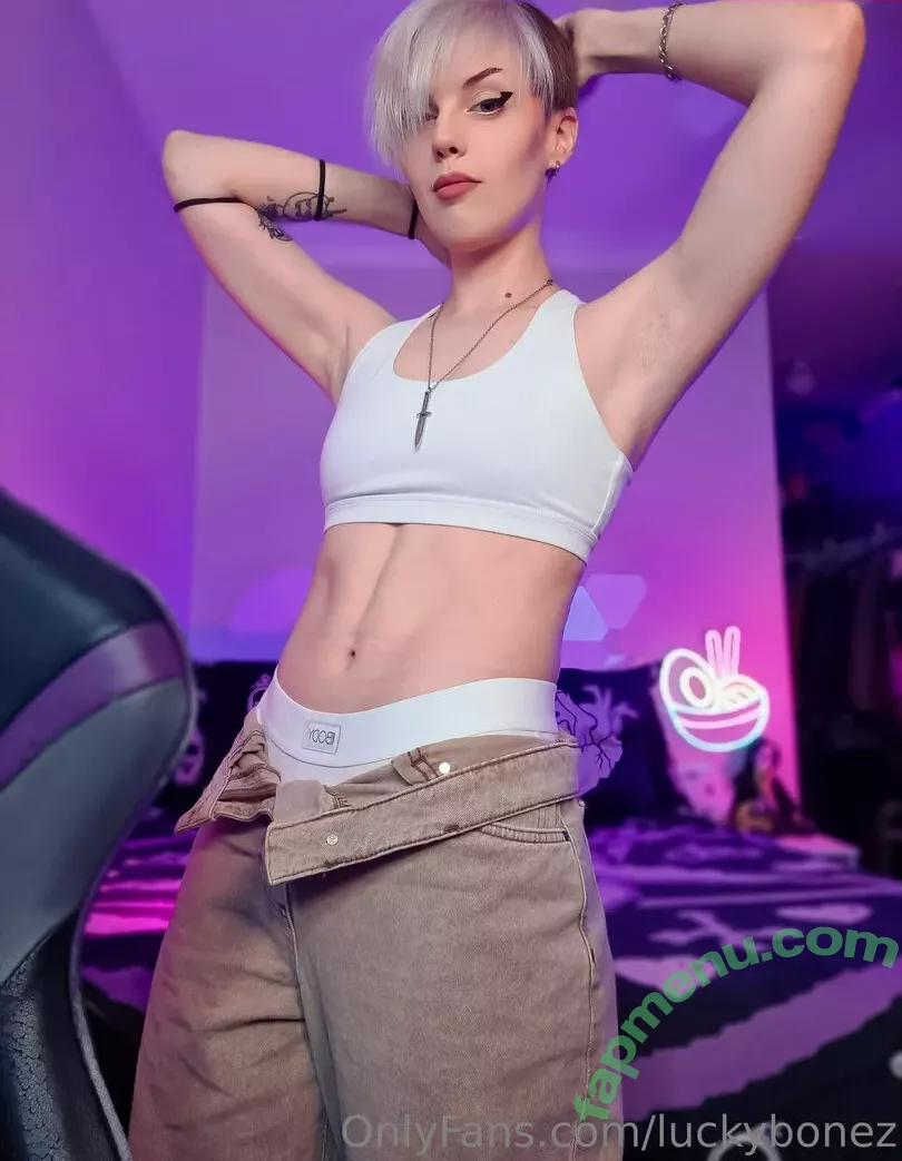 LuckyBonez nude photo #1743 (lucky_bonez)