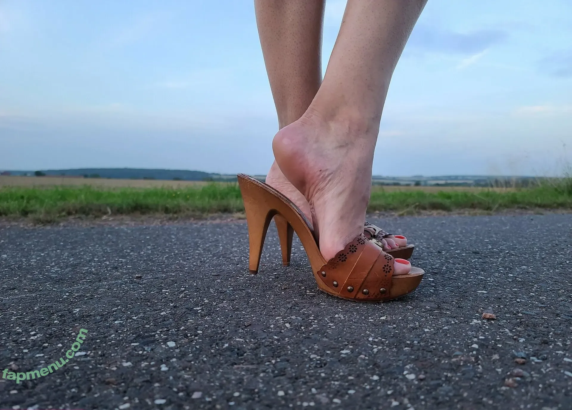 luckyfeet89 nude photo #0019 (luckyfeet89)