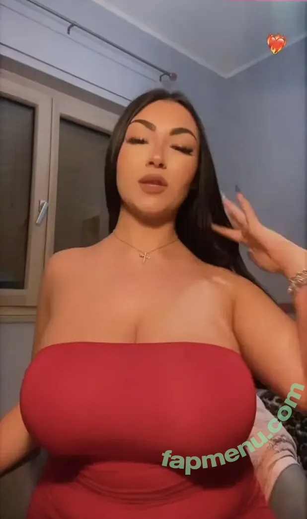 _lucrexiia._ nude photo #0019 (_lucrexiia._)