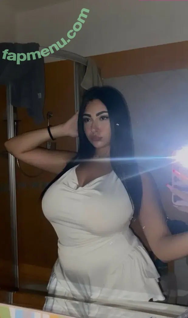 _lucrexiia._ nude photo #0025 (_lucrexiia._)