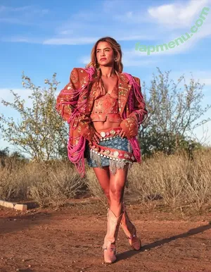 Lucy Alves / lucyalves nude photo #0031