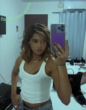 Lucy Alves / lucyalves nude photo #0035