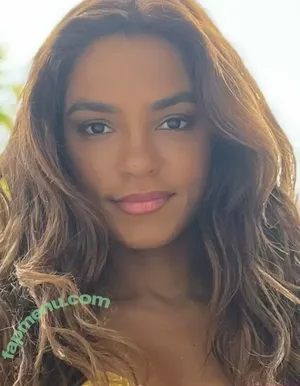 Lucy Alves / lucyalves nude photo #0043