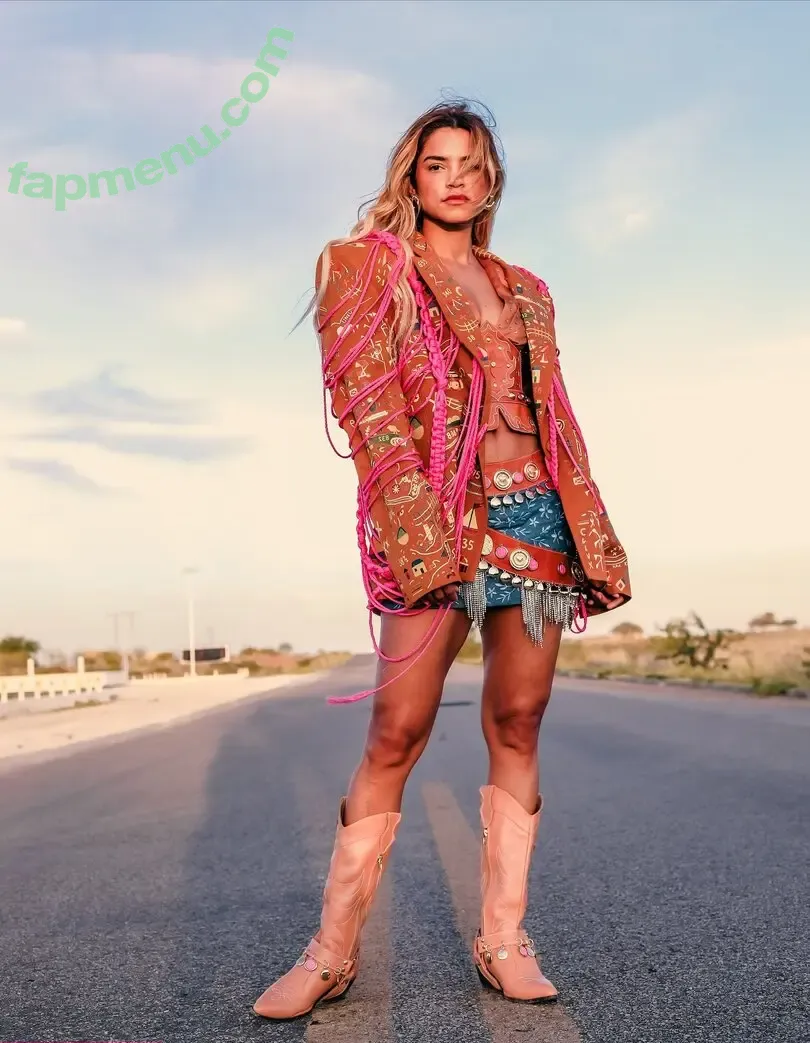 Lucy Alves nude photo #0032 (lucyalves)