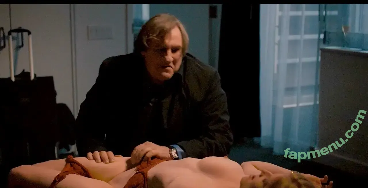 Lucy Campbell nude photo #0013 (lucycampbell5)