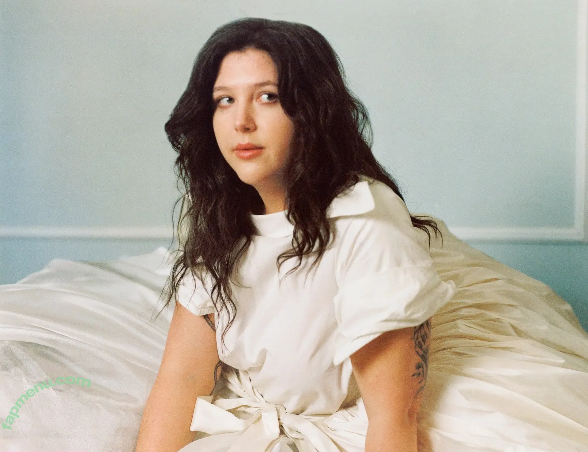 Lucy Dacus nude photo #0019 (lucydacus)