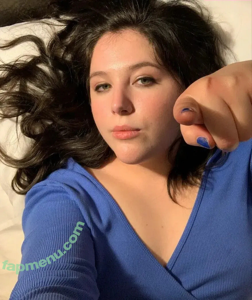Lucy Dacus nude photo #0020 (lucydacus)