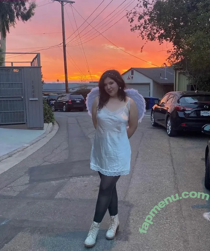Lucy Dacus nude photo #0023 (lucydacus)