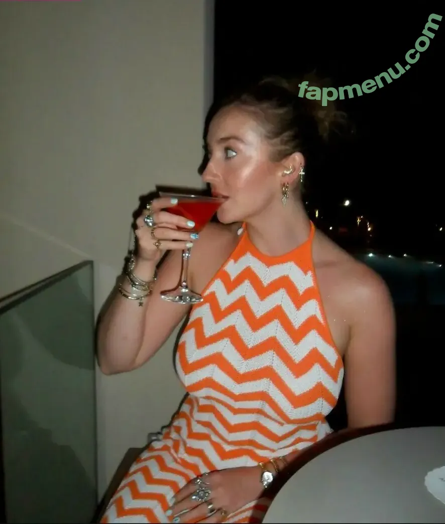 Lucy Green nude photo #0001 (lucyagreen)