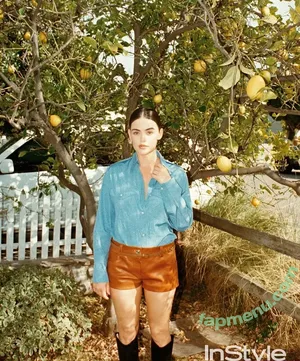 Lucy Hale / lucyhale nude photo #0947