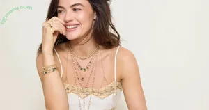 Lucy Hale / lucyhale nude photo #1100