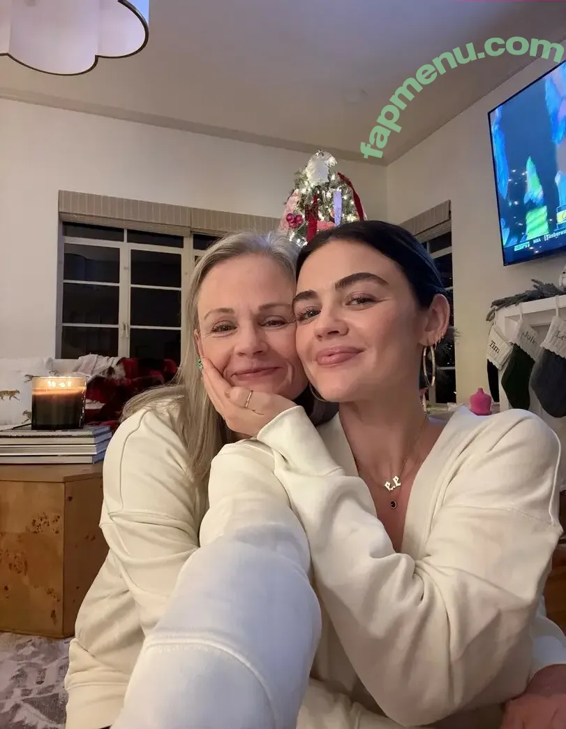 Lucy Hale nude photo #1117 (lucyhale)