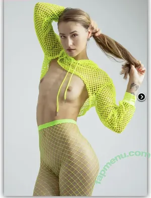 Lucy Holkovicova Holmes / lucyholmesofficial nude photo #0022