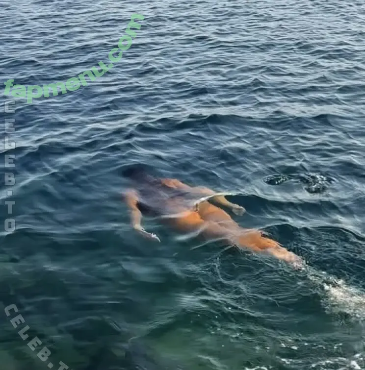 Lucy Lacht nude photo #0379 (lucy.lacht / lucy_lacht / lucylacht)