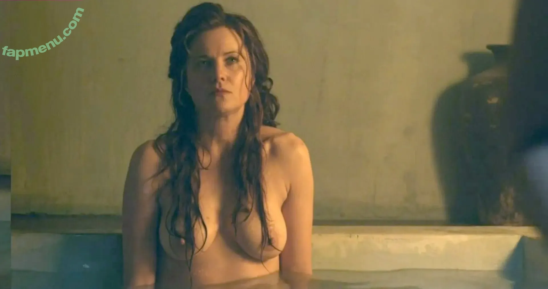 Lucy Lawless nude photo #0053 (RealLucyLawless)