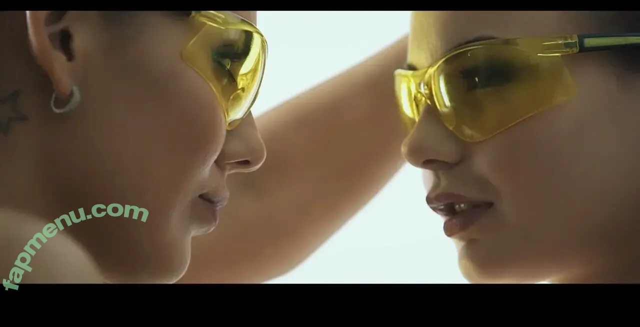 Lucy Li nude photo #0678 (LucyLi_Pornstar / lucyli_golf)