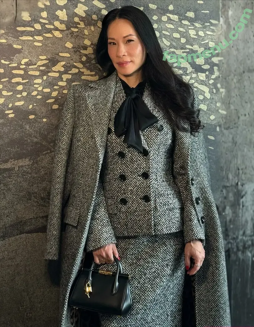 Lucy Liu nude photo #0158 (LucyLiu / toyme / xlucyliux)