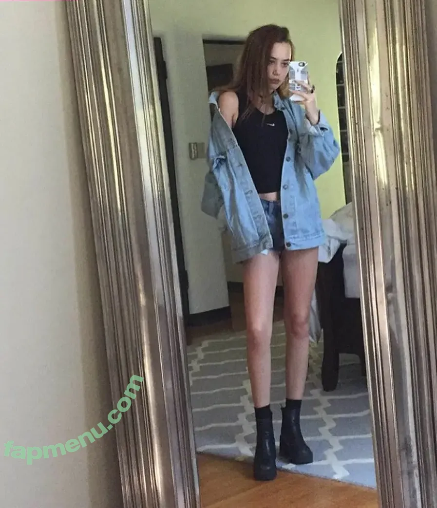 Lucy Loken nude photo #0006 (lucyloken)