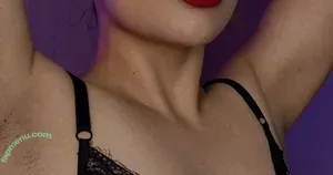  nude photo #0002