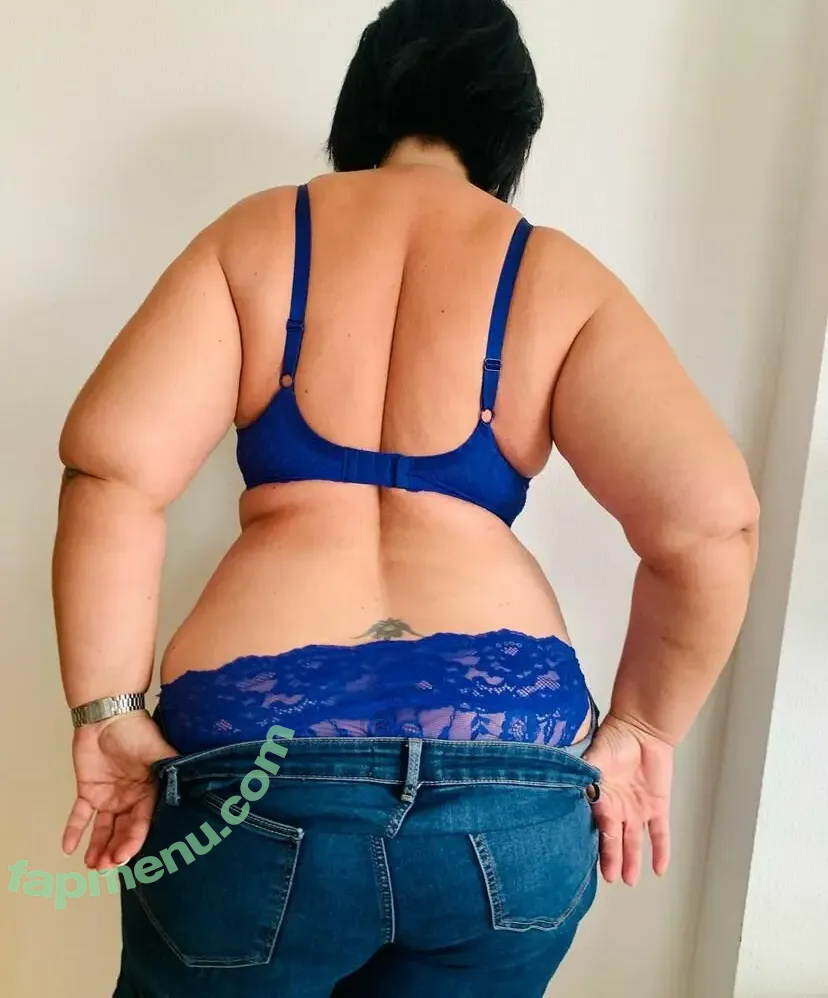 Lucy May nude photo #0018 (lucy_may_009 / lucy_mayfans)
