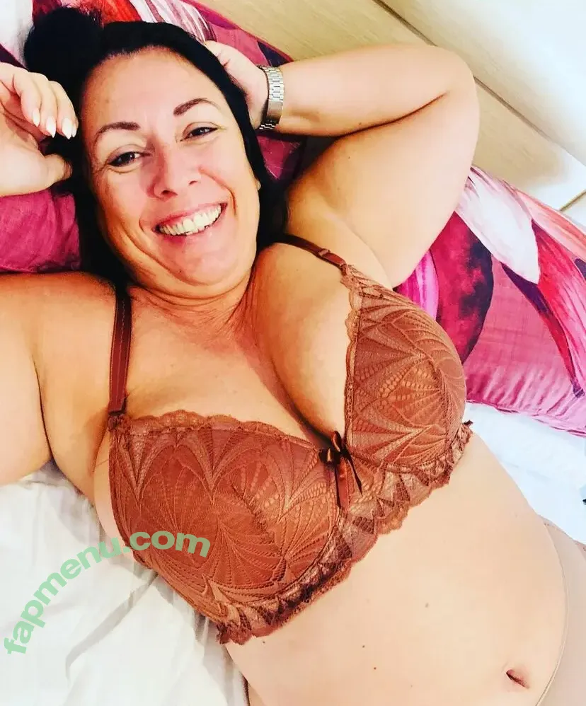 Lucy May nude photo #0025 (lucy_may_009 / lucy_mayfans)