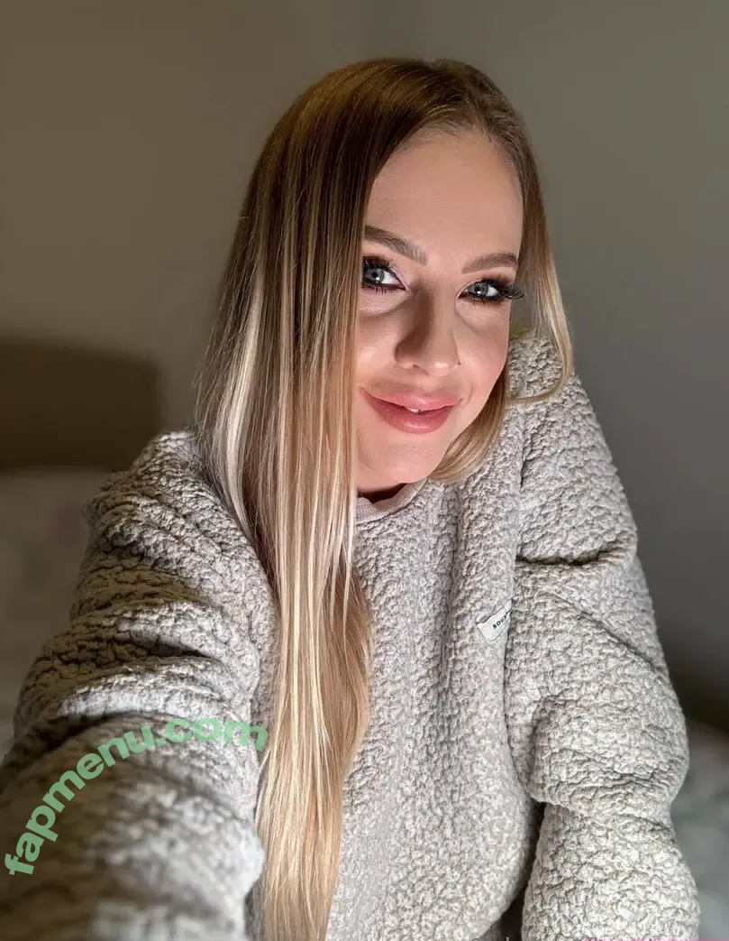 lucy_robinson nude photo #0022 (lucy_robinson)