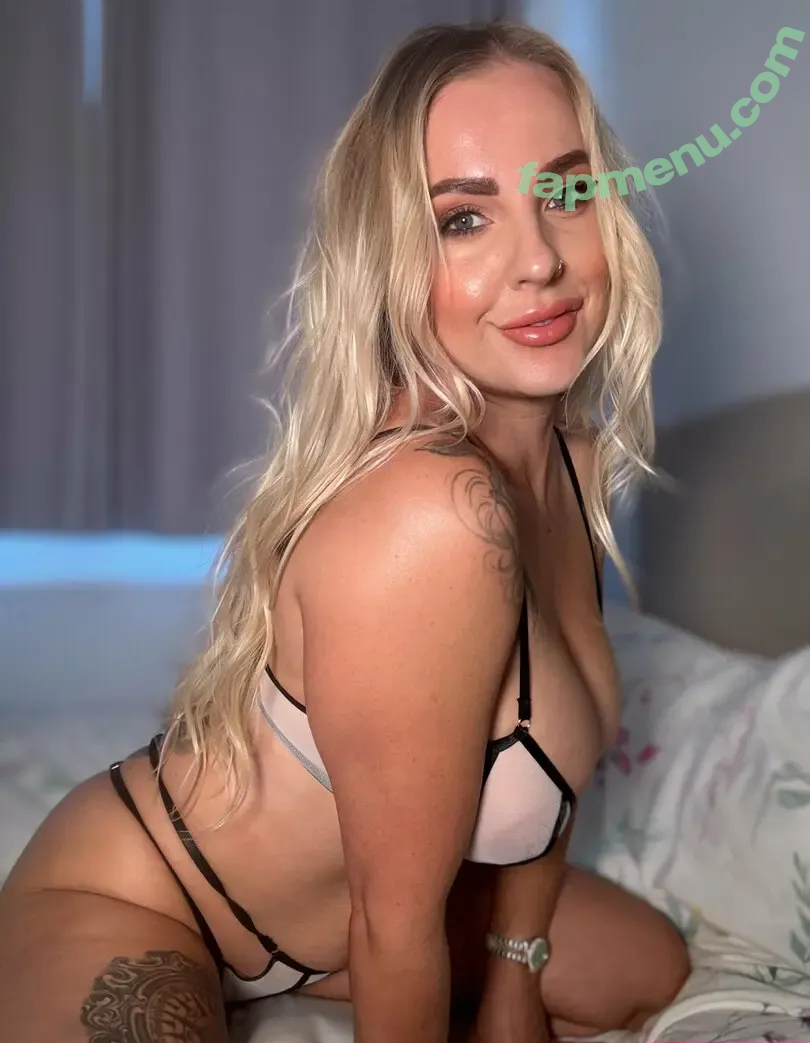 lucy_robinson nude photo #0050 (lucy_robinson)