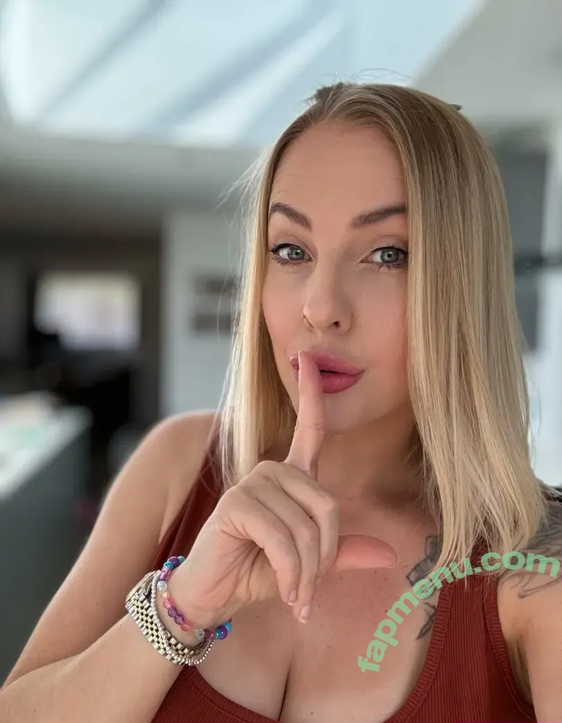 lucy_robinson nude photo #0196 (lucy_robinson)