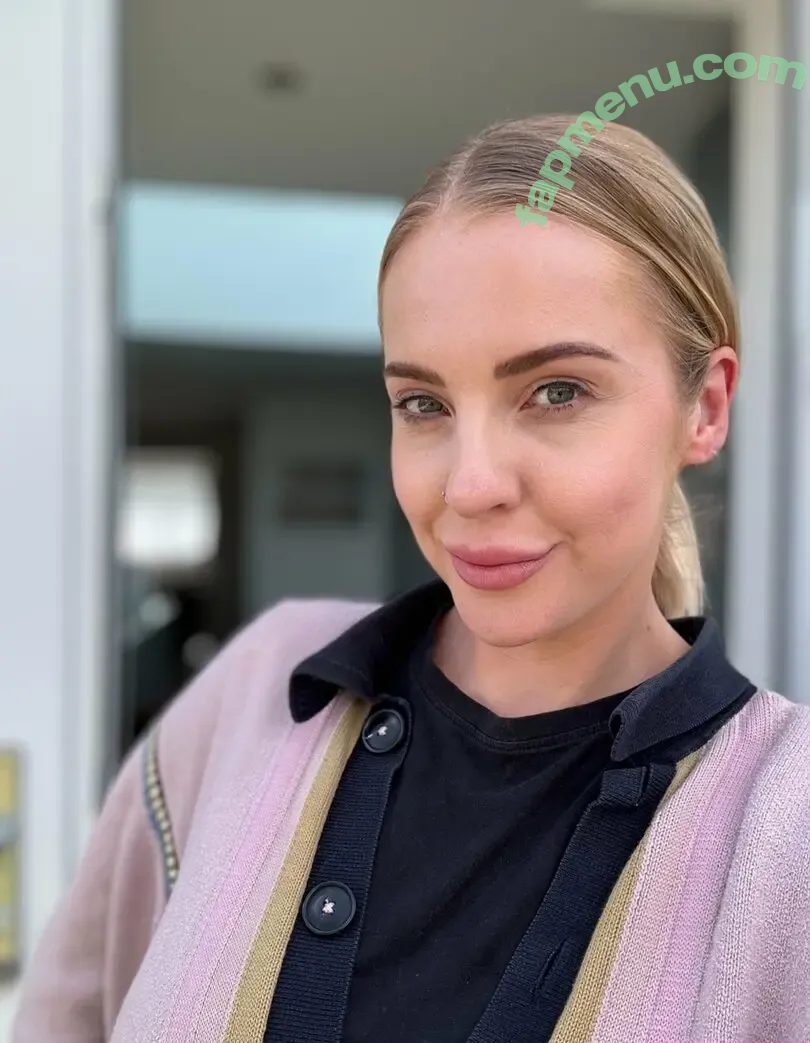 lucy_robinson nude photo #0197 (lucy_robinson)