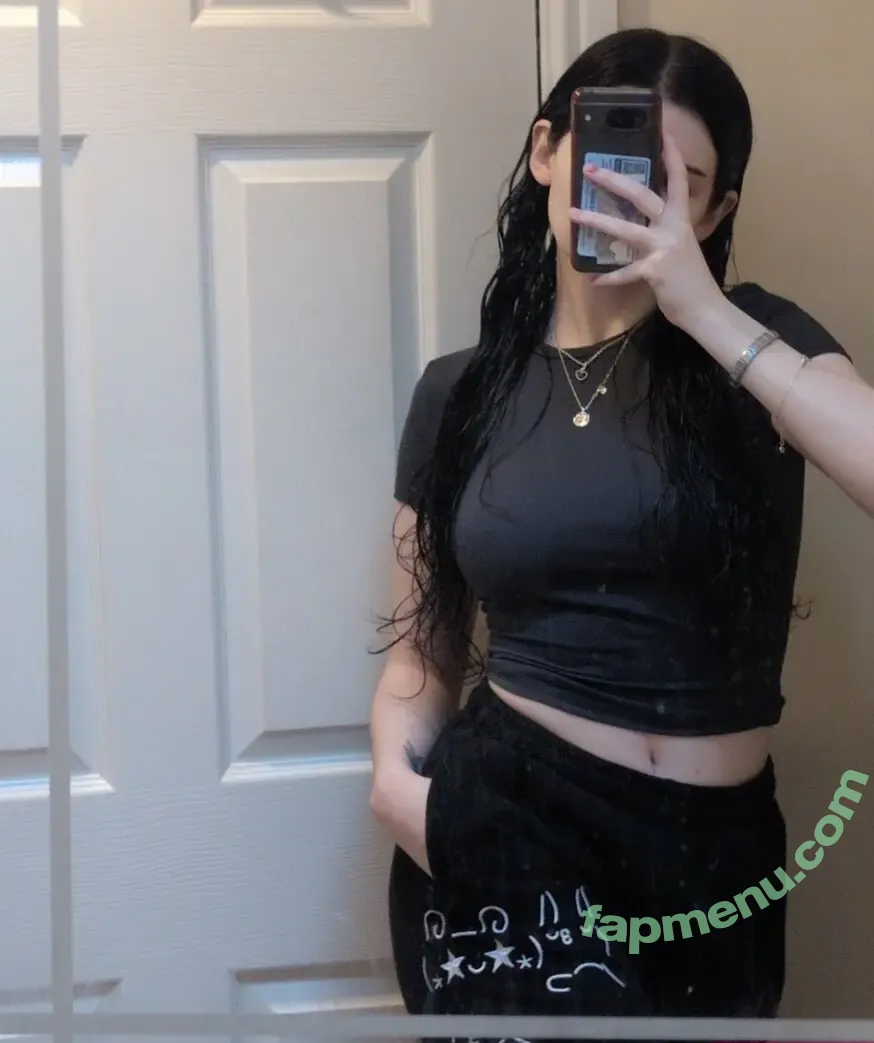 lucy_samways nude photo #0003 (Purplate_)