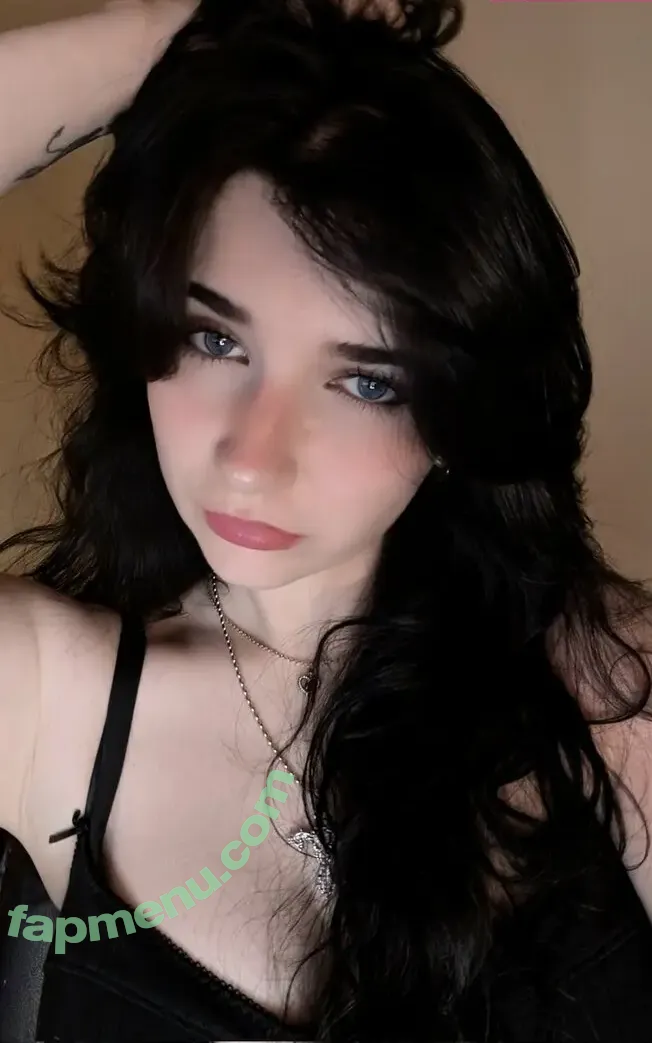 lucy_samways nude photo #0009 (Purplate_ / lucysamways)