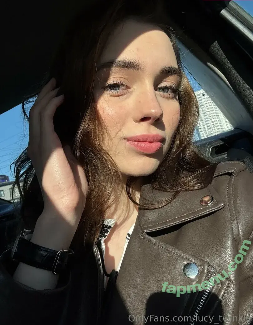 lucy_twinkle nude photo #0051 (lucytwinkle_)