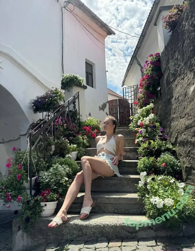 lucy_twinkle nude photo #0097 (lucytwinkle_)