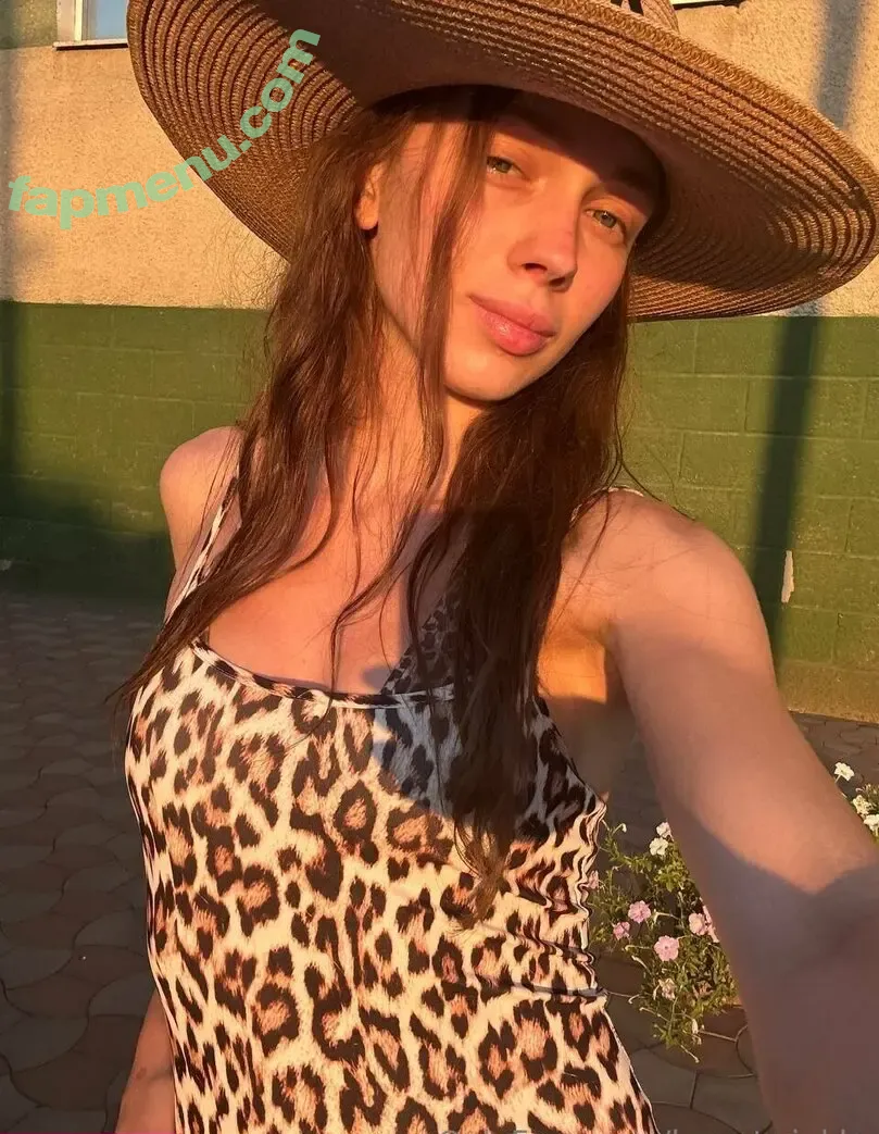 lucy_twinkle nude photo #0112 (lucytwinkle_)