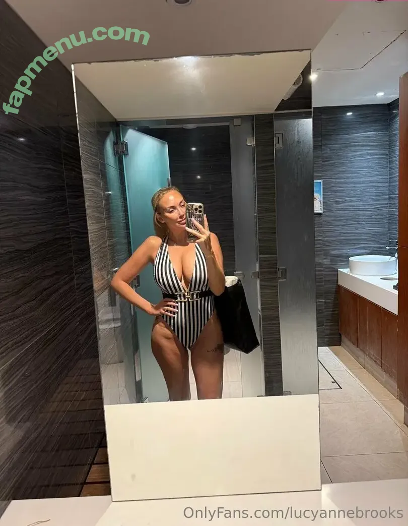 lucyannebrooks nude photo #0118 (lifewithlucyanne)