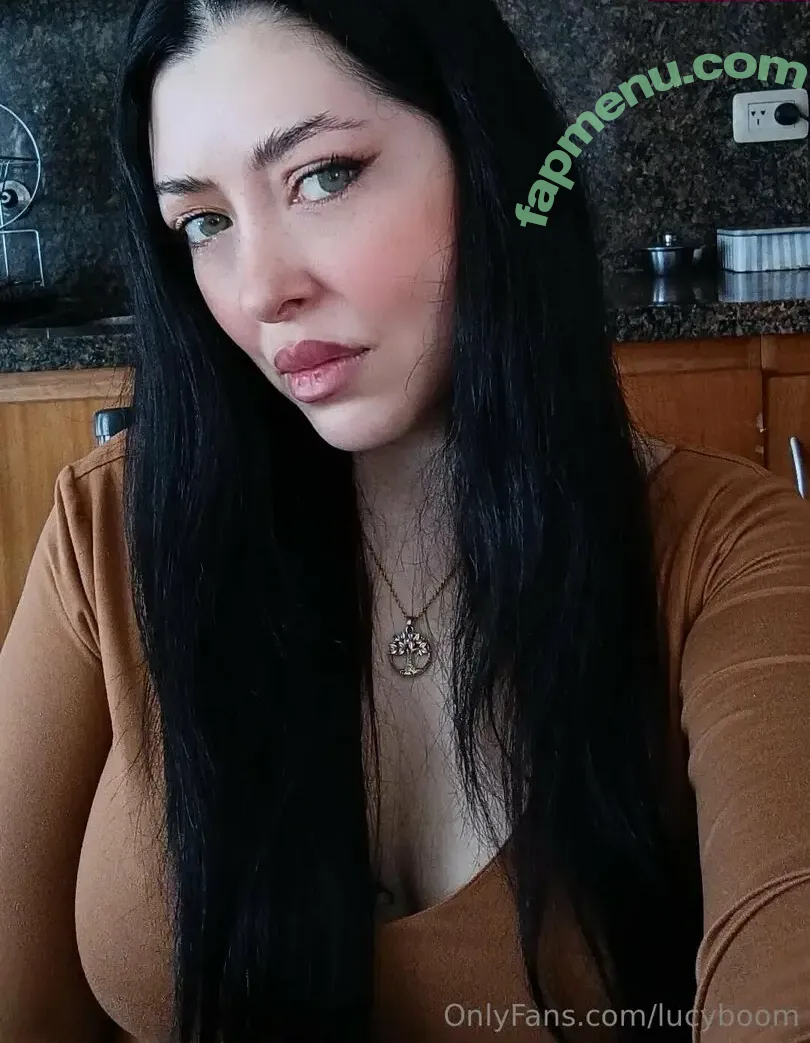 Lucyboom nude photo #0045 (anotherlucy_ / lucy_boomm)