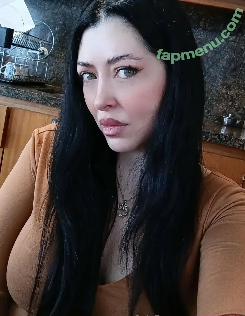 Lucyboom nude photo #0046 (anotherlucy_ / lucy_boomm)