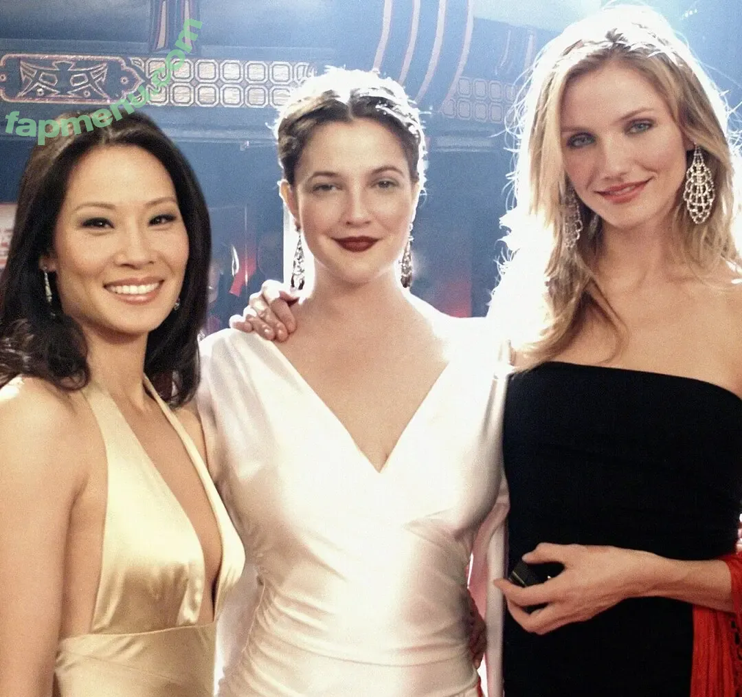 Lucyli nude photo #0001 (Lucyli)