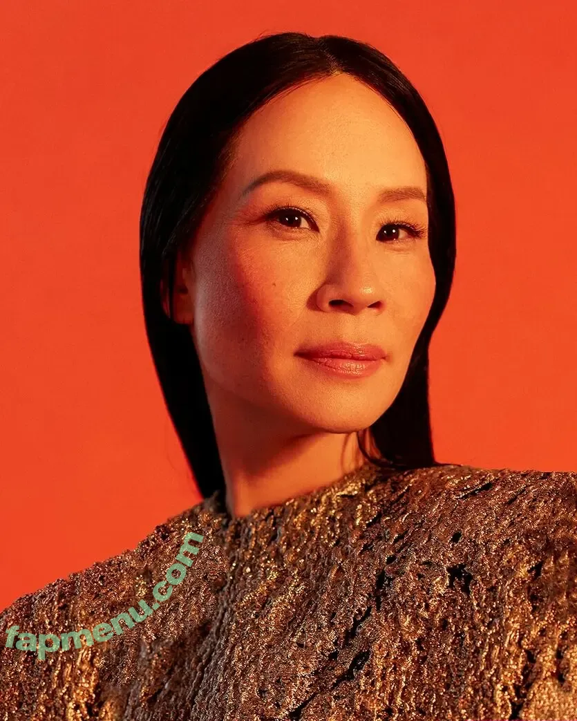 Lucyli nude photo #0002 (Lucyli)