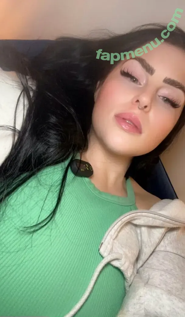 lucyloe nude photo #0014 (lucyloeofficial)