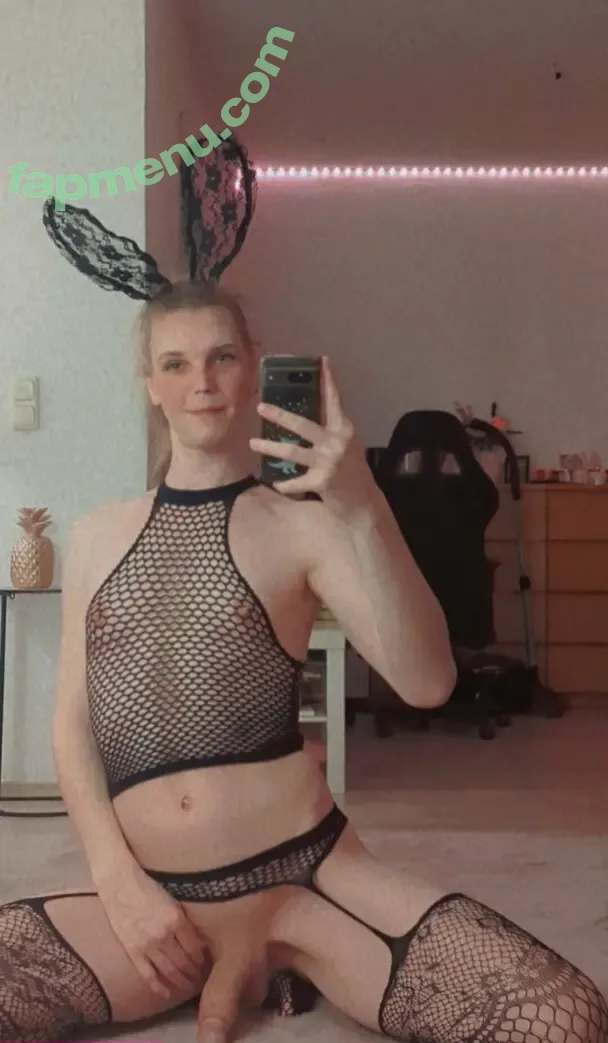 lucyts94 nude photo #0004 (lucyts94)