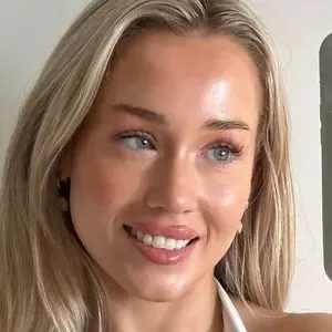 lucyveia / lucyvixen nude photo #0014