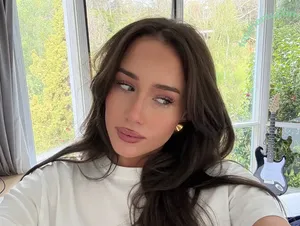 lucyveia / lucyvixen nude photo #0094