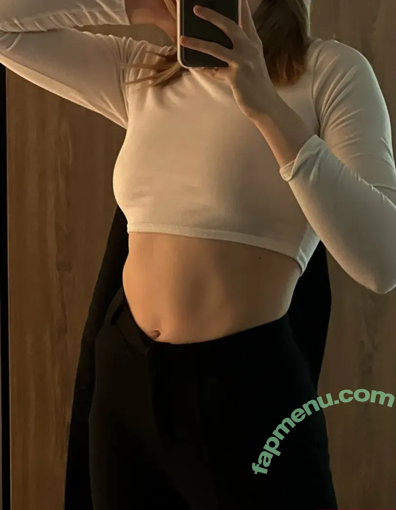 lucyveia nude photo #0043 (lucyvixen)